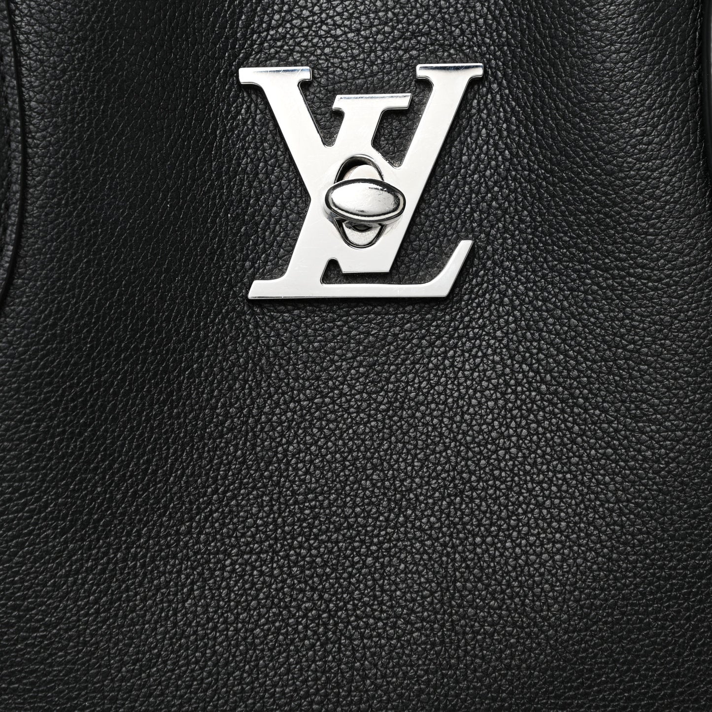 Calfskin Lockme Go Tote Black