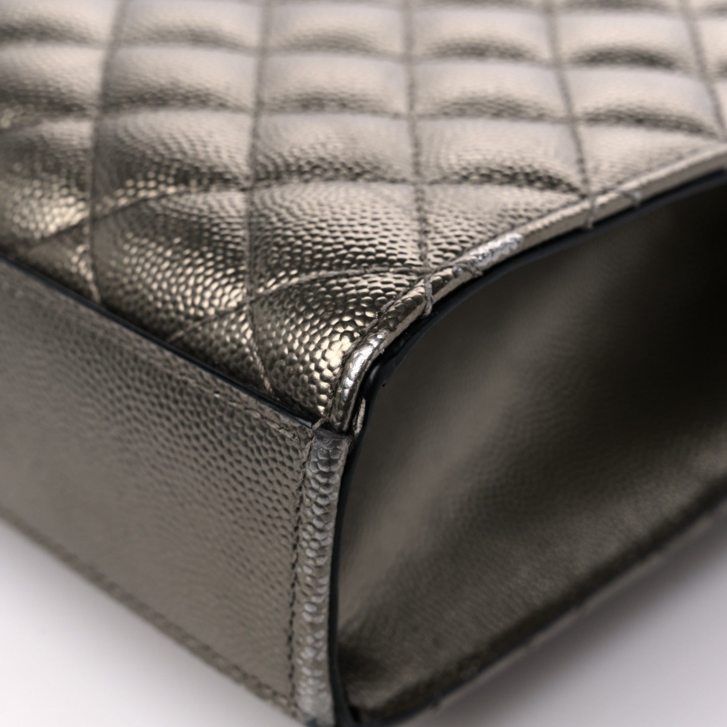 Saint Laurent Metallic Grain De Poudre Textured Mixed Matelasse Triquilt Medium Monogram Satchel Piombo 10 of 15