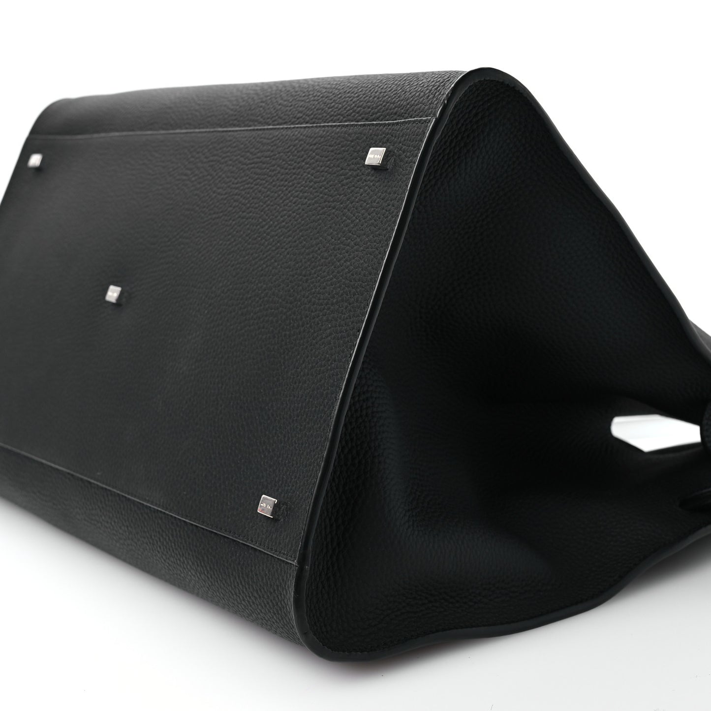 Grained Calfskin Soft Margaux 17 Black