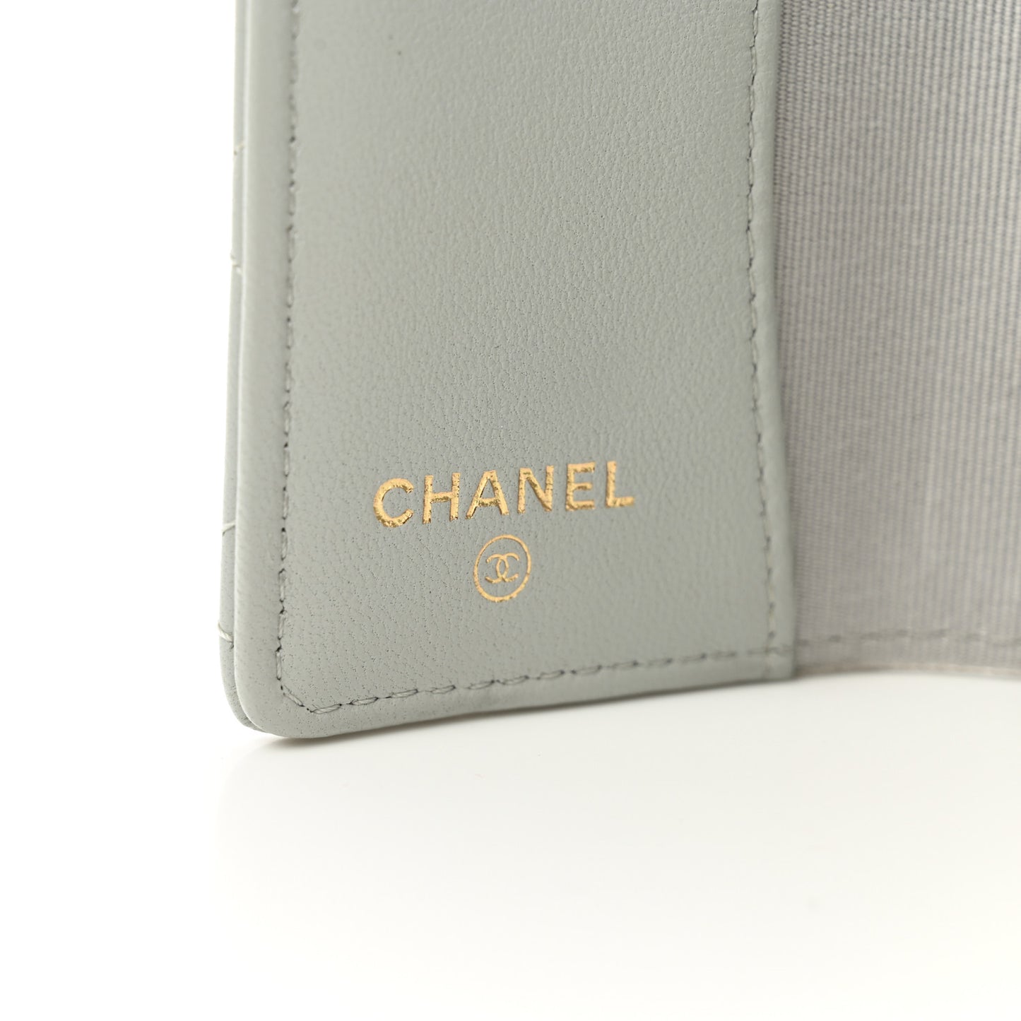 Lambskin Quilted Classic 4 Key Holder Wallet Grey