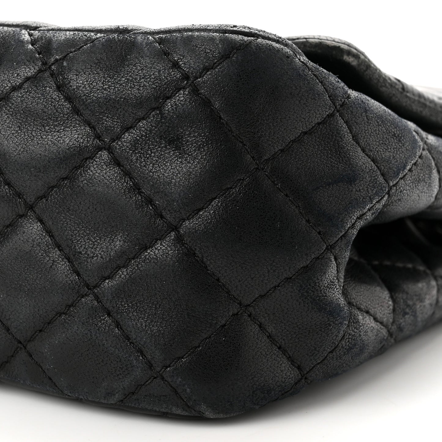 Lambskin Chevron Quilted Single Flap Black
