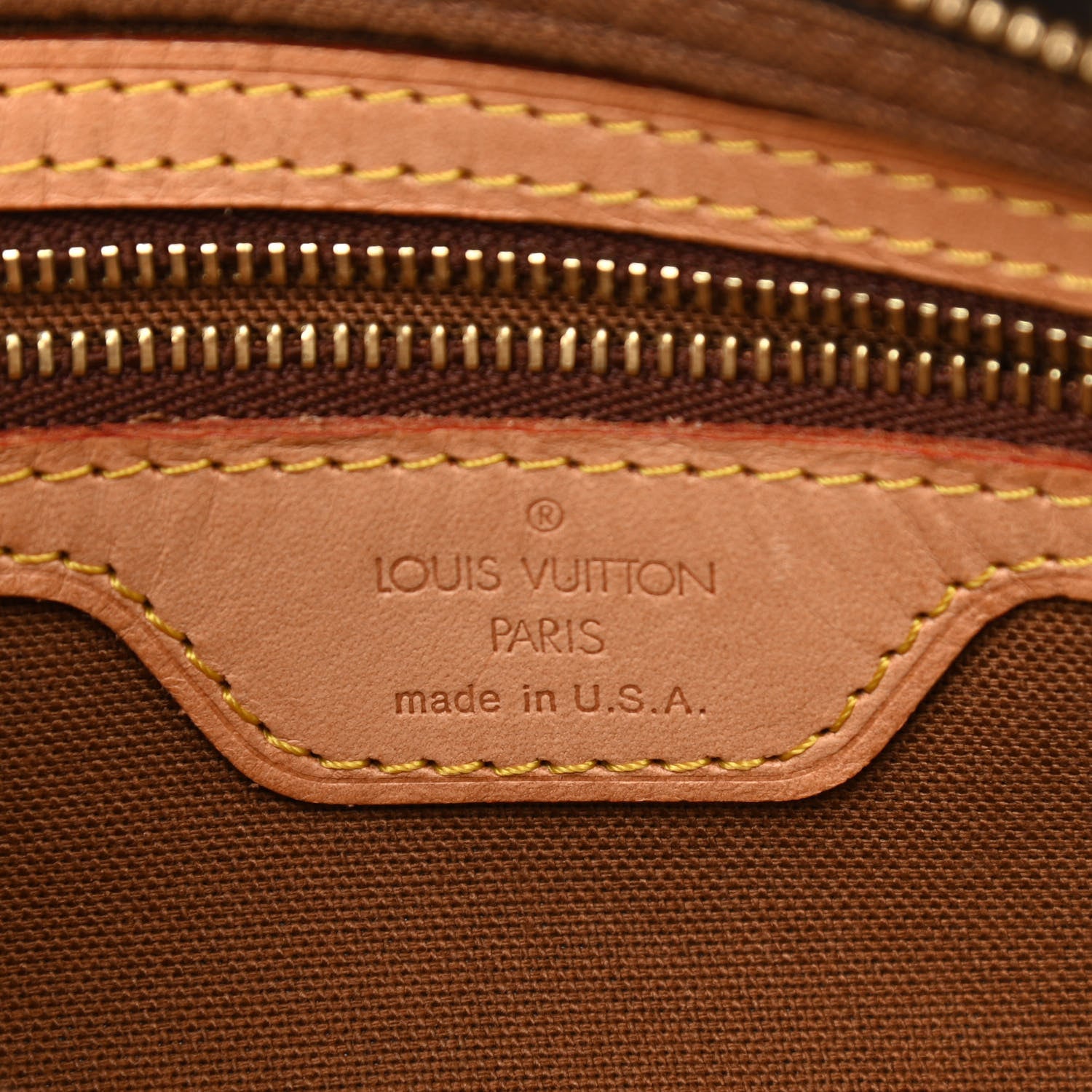 Louis Vuitton Monogram Trotteur 6 of 8