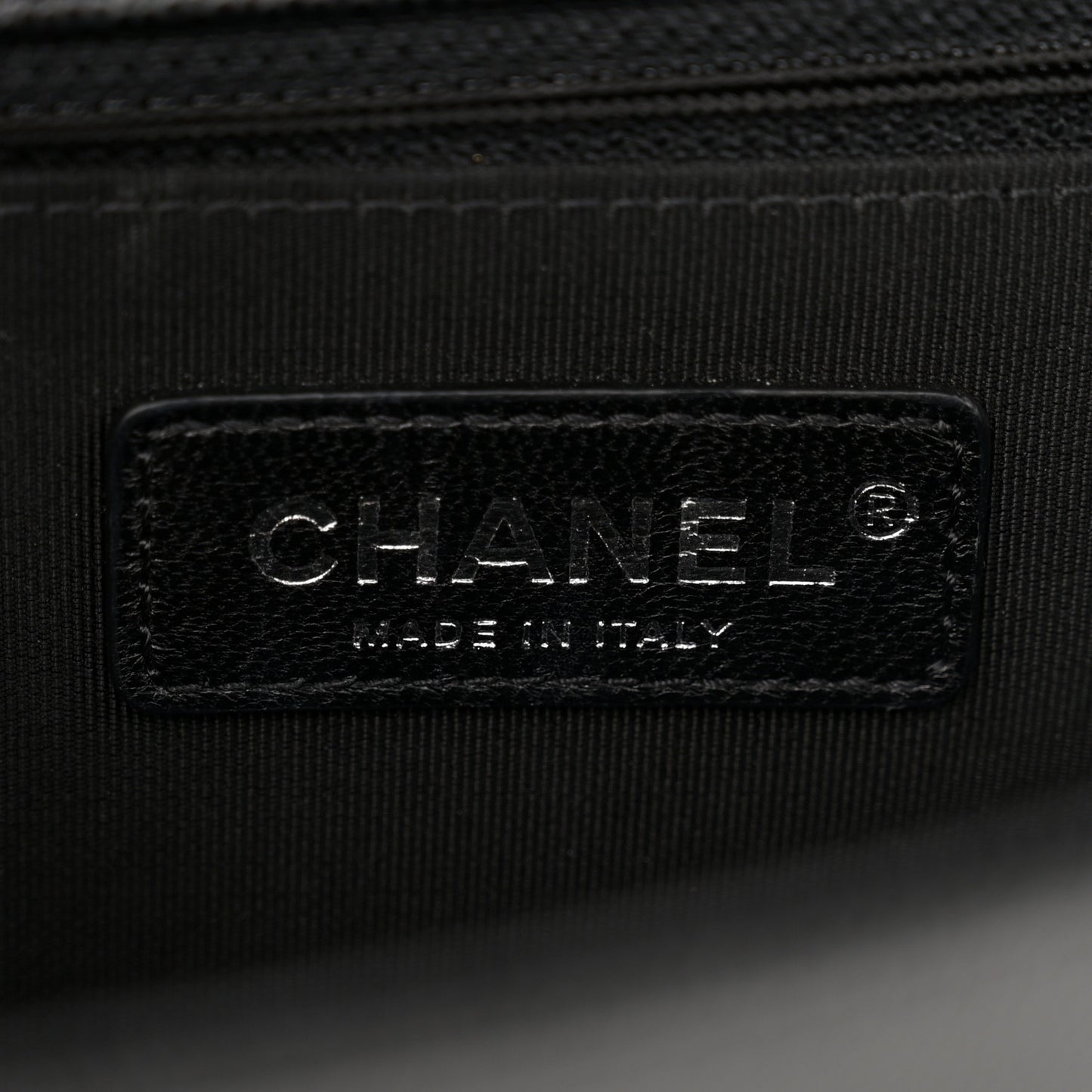 Caviar Quilted New Medium Boy Flap Black