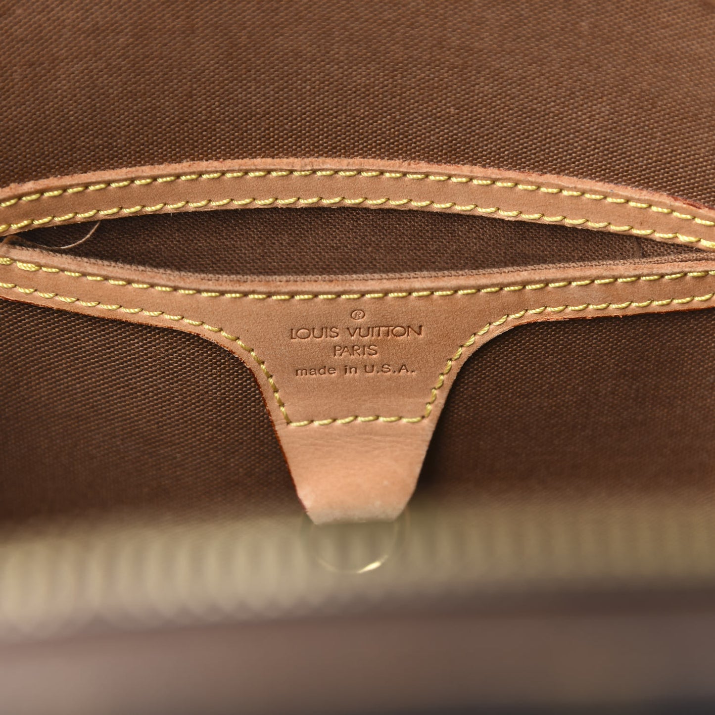 Monogram Ellipse MM