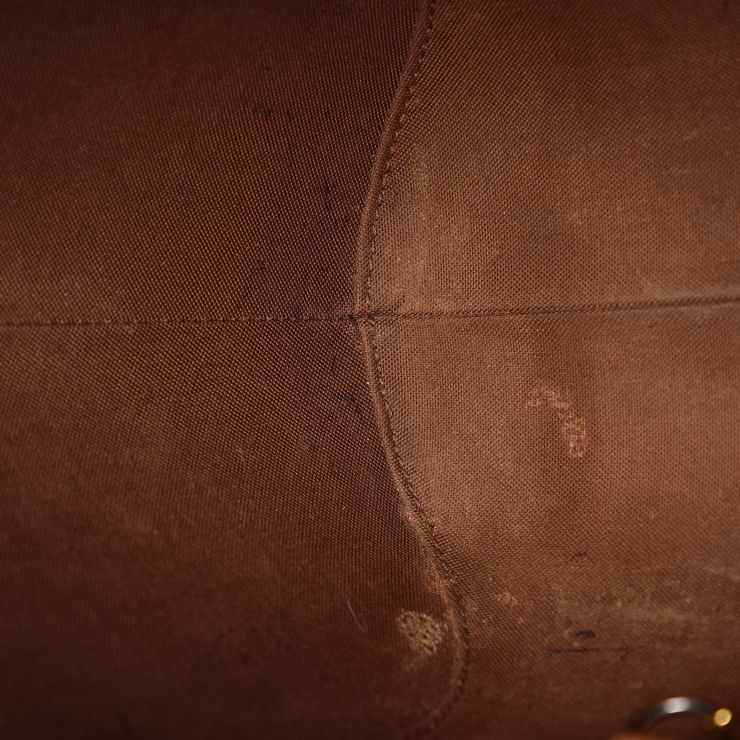 Louis Vuitton Monogram Ellipse MM 7 of 15