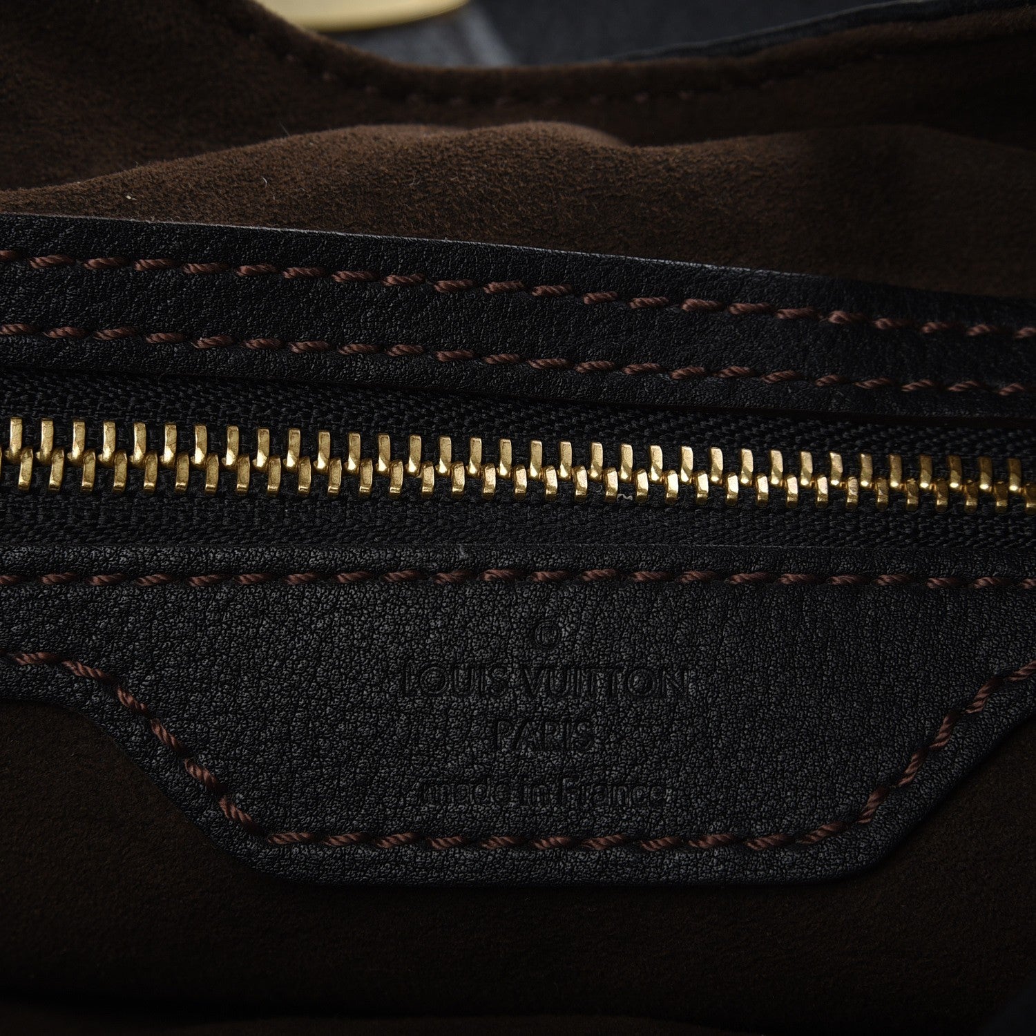 Louis Vuitton Mahina L Black 6 of 7