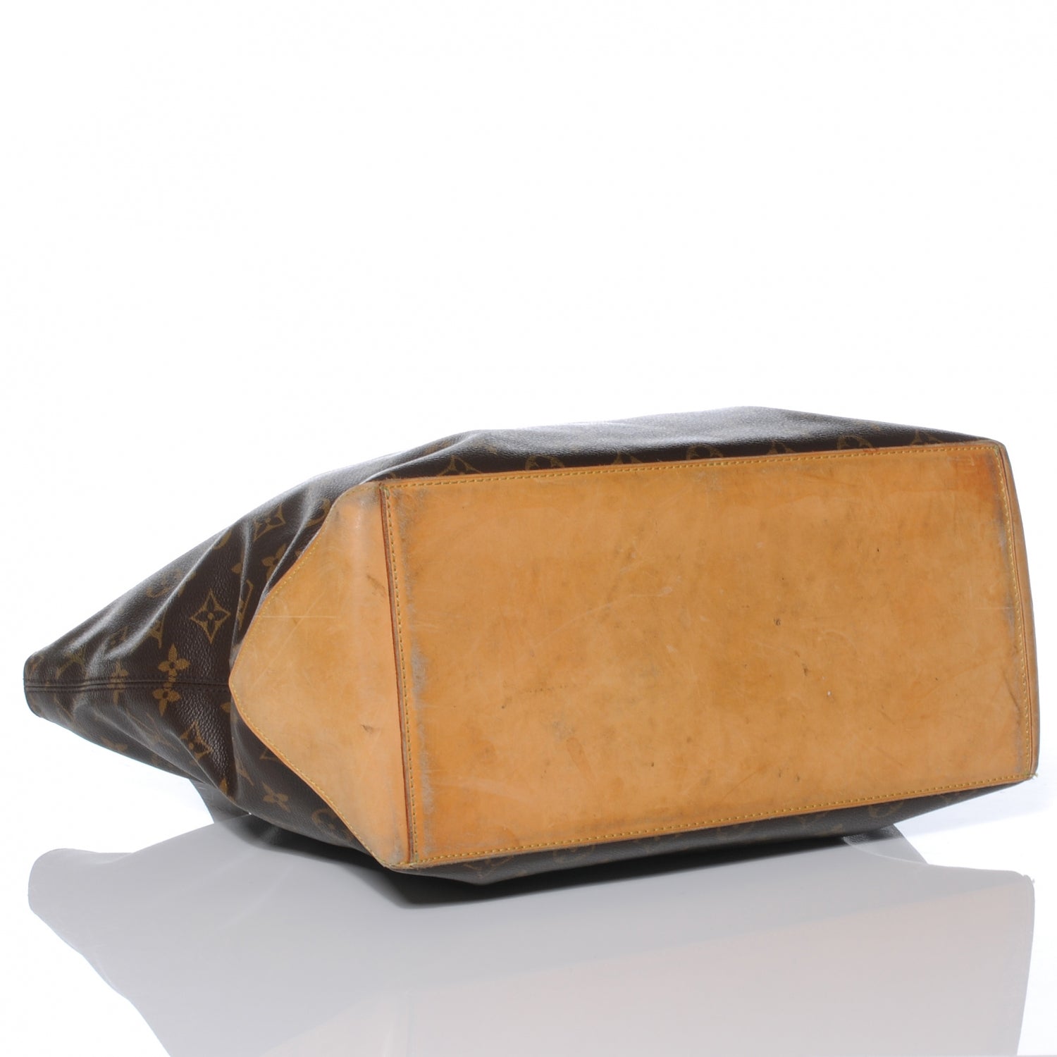 Louis Vuitton Monogram Cabas Mezzo 4 of 7