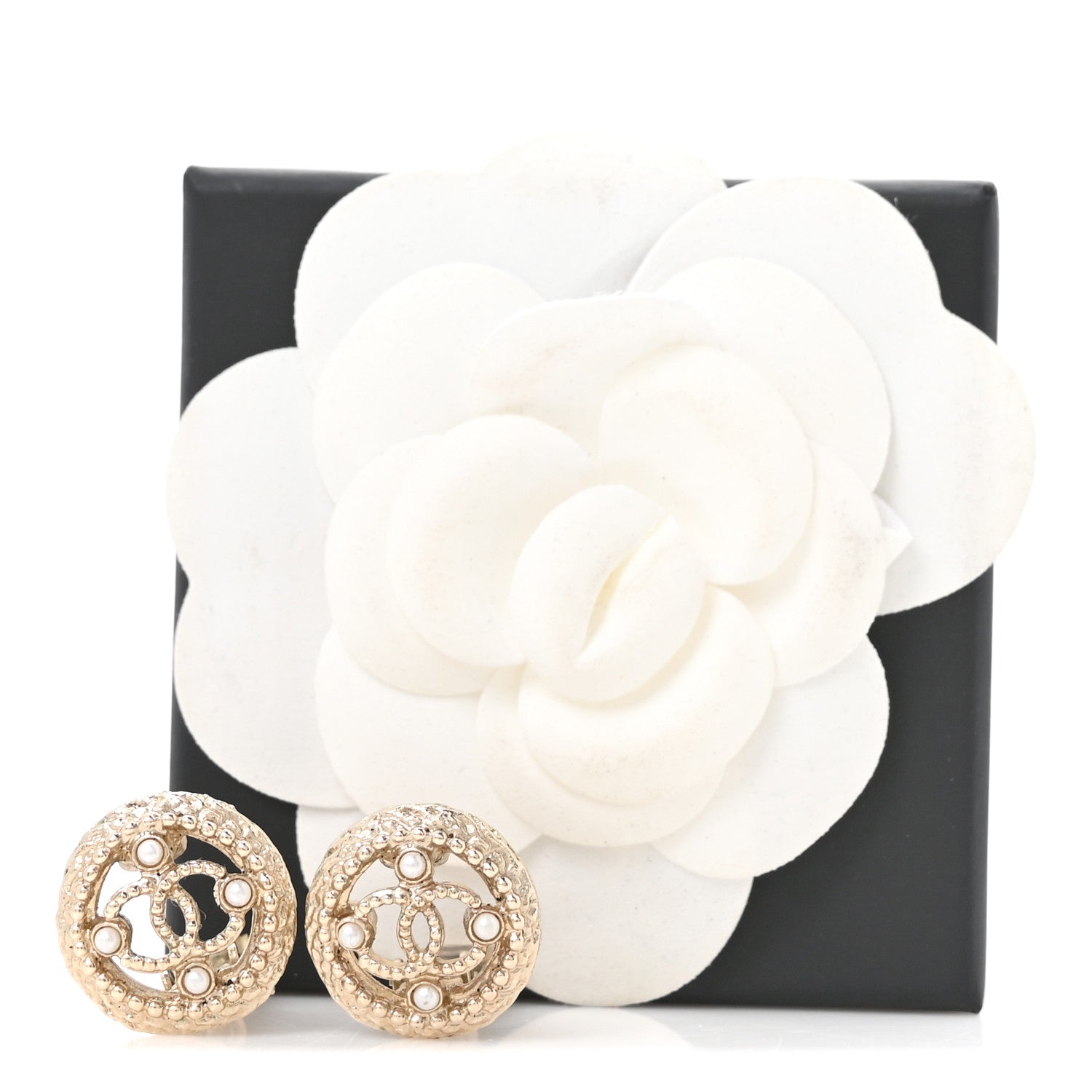 Chanel Metal Pearl CC Clip On Earrings Gold 5 of 5