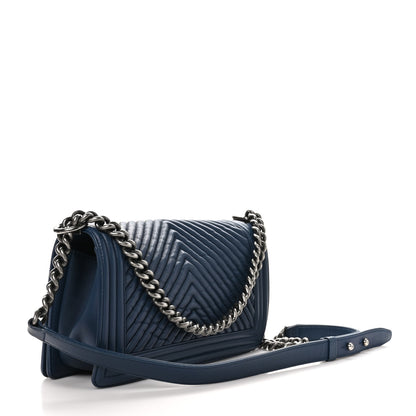 Chanel Wrinkled Lambskin Chevron Quilted Medium Boy Flap Navy 3 of 10