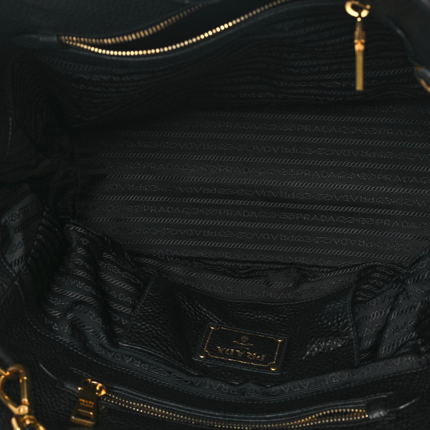 Vitello Daino Shopping Tote Black