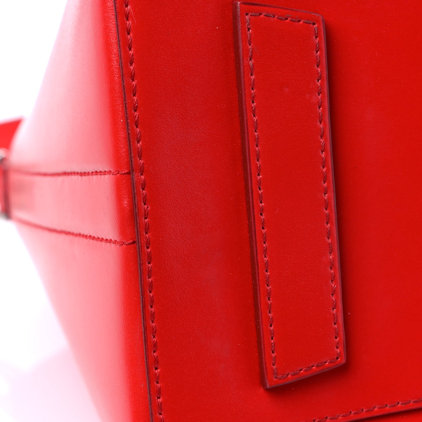 Shiny Lord Calfskin Medium Antigona Medium Red