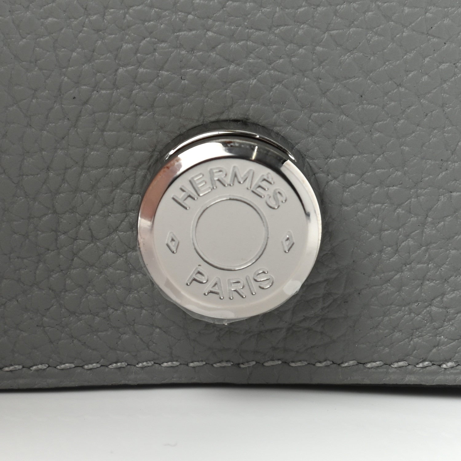 Hermes Togo Dogon Card Case Gris Mouette 9 of 9