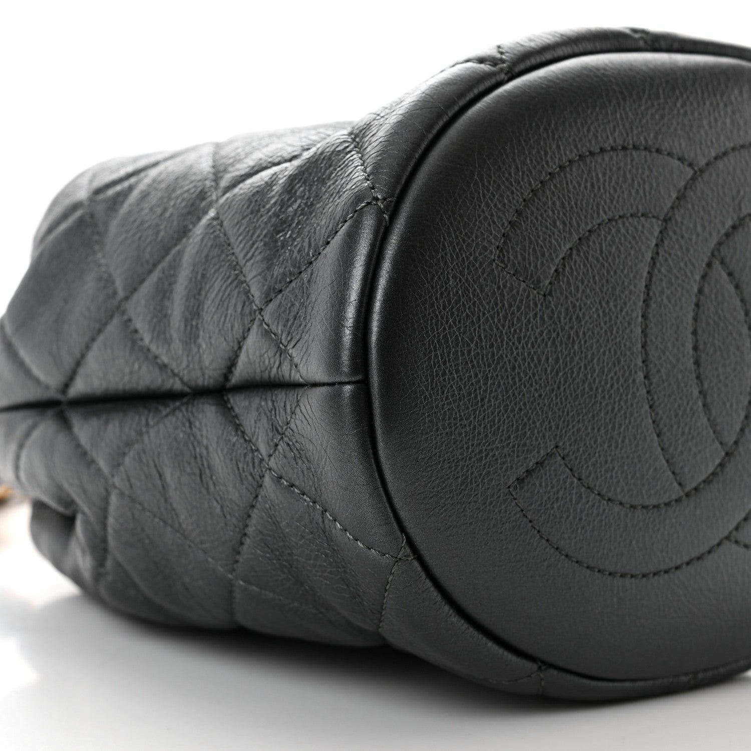 Chanel Metallic Lambskin Quilted Pearl Crown Drawstring Bag Anthracite 9 of 11