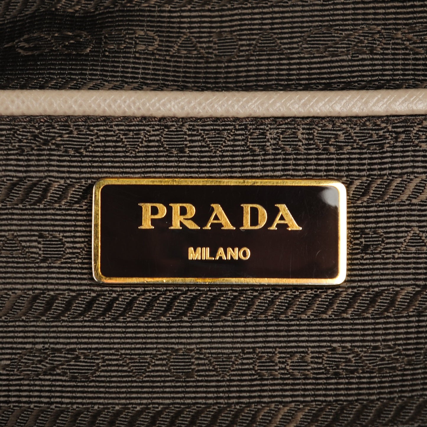 Saffiano Large Galleria Double Zip Tote Argilla