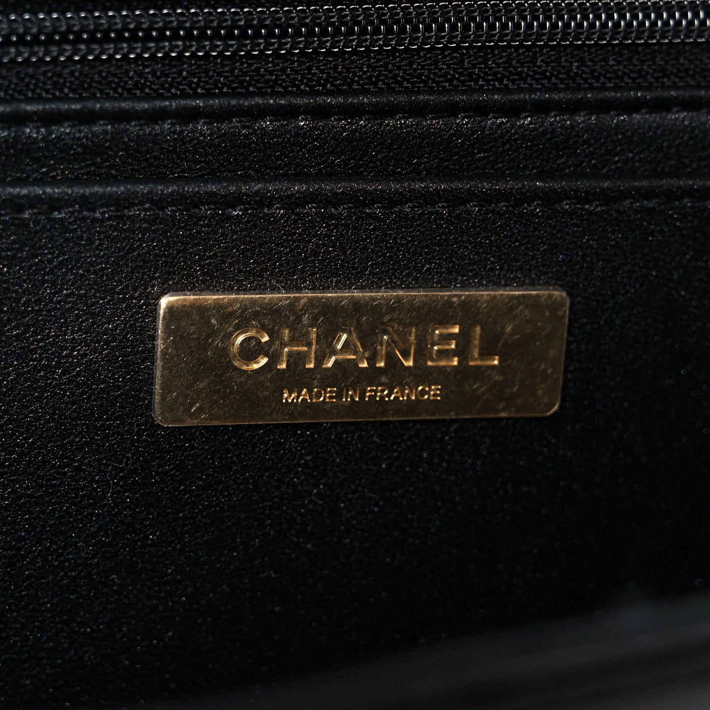 Metallic Mirror Calfskin Large Top Handle Clutch With Chain  Black