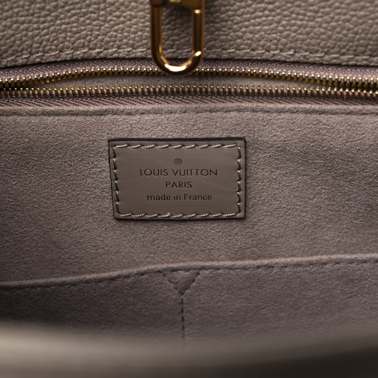 Louis Vuitton Empreinte Monogram Giant Onthego MM Tourterelle 6 of 9