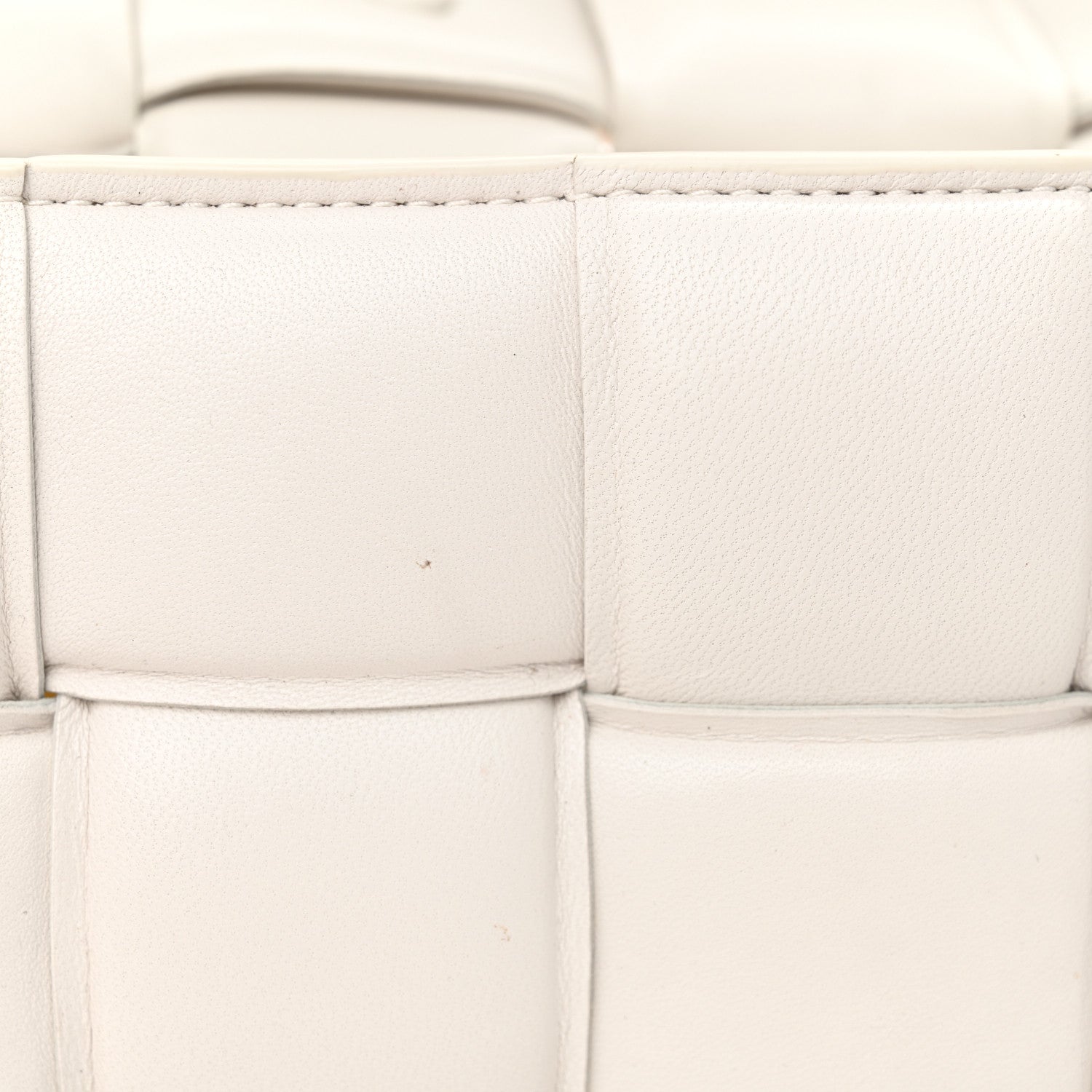 Bottega Veneta Lambskin Maxi Intreccio Padded Chain Cassette Crossbody Bag White 10 of 14