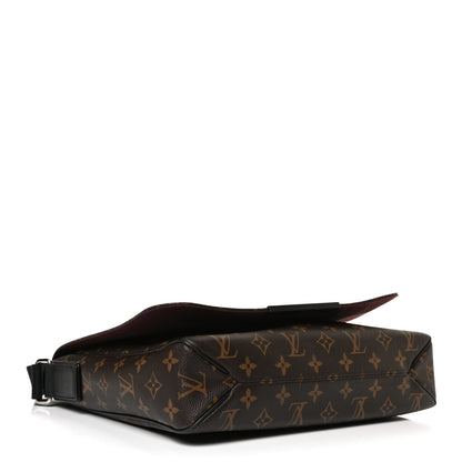 Louis Vuitton Monogram Macassar District MM 4 of 12