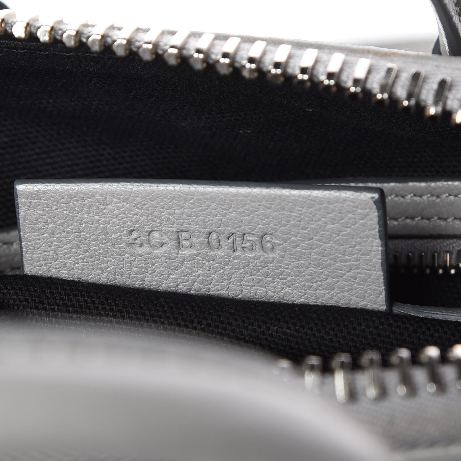 Givenchy Sugar Goatskin Mini Antigona Pearl Grey 7 of 9