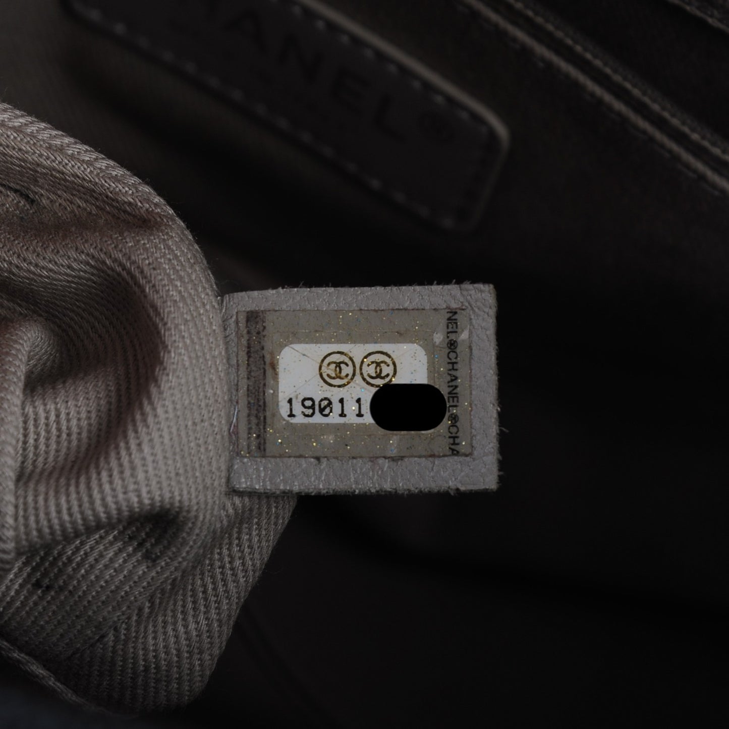 Caviar Quilted Easy Zip Tote Black