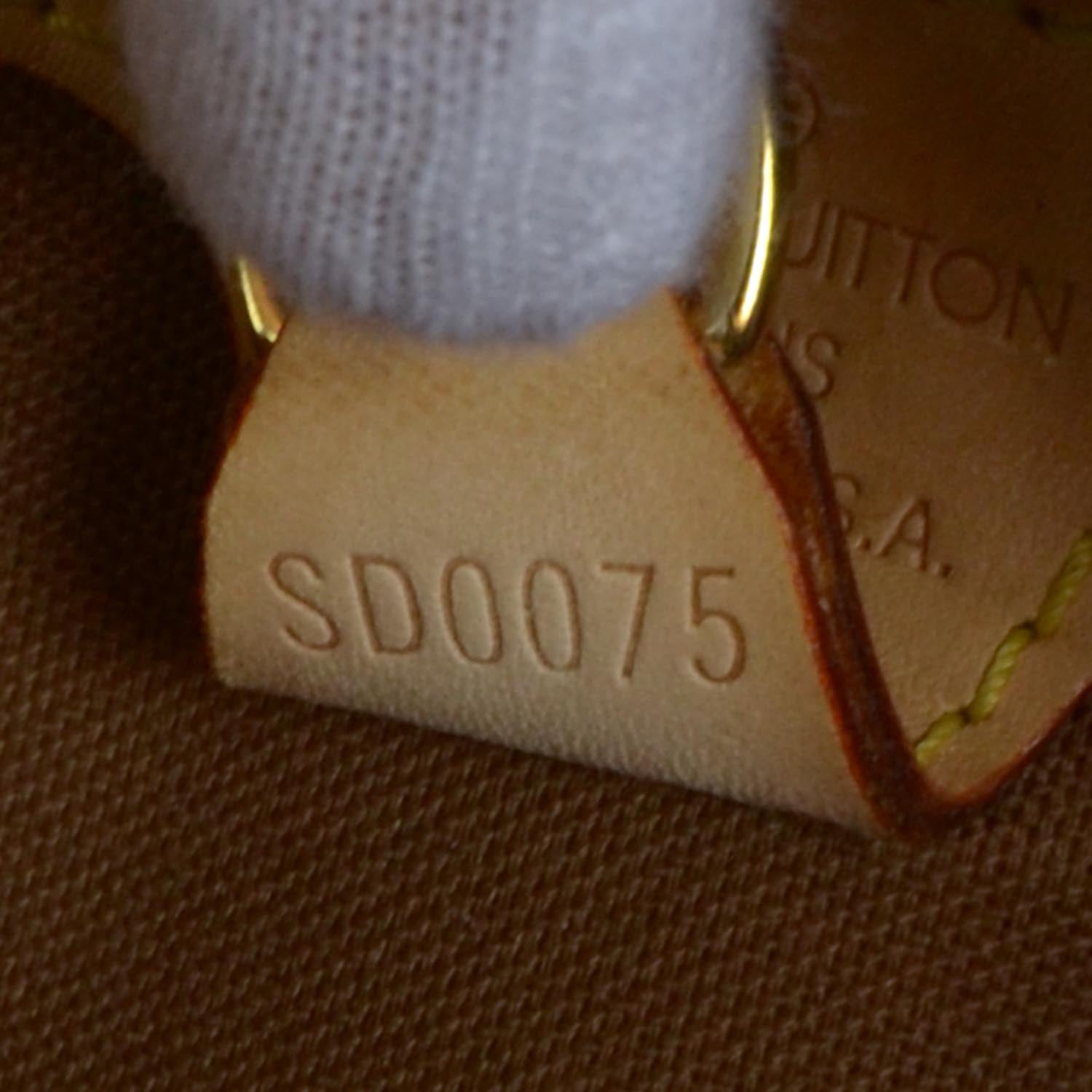 Louis Vuitton Monogram Ellipse PM 8 of 9