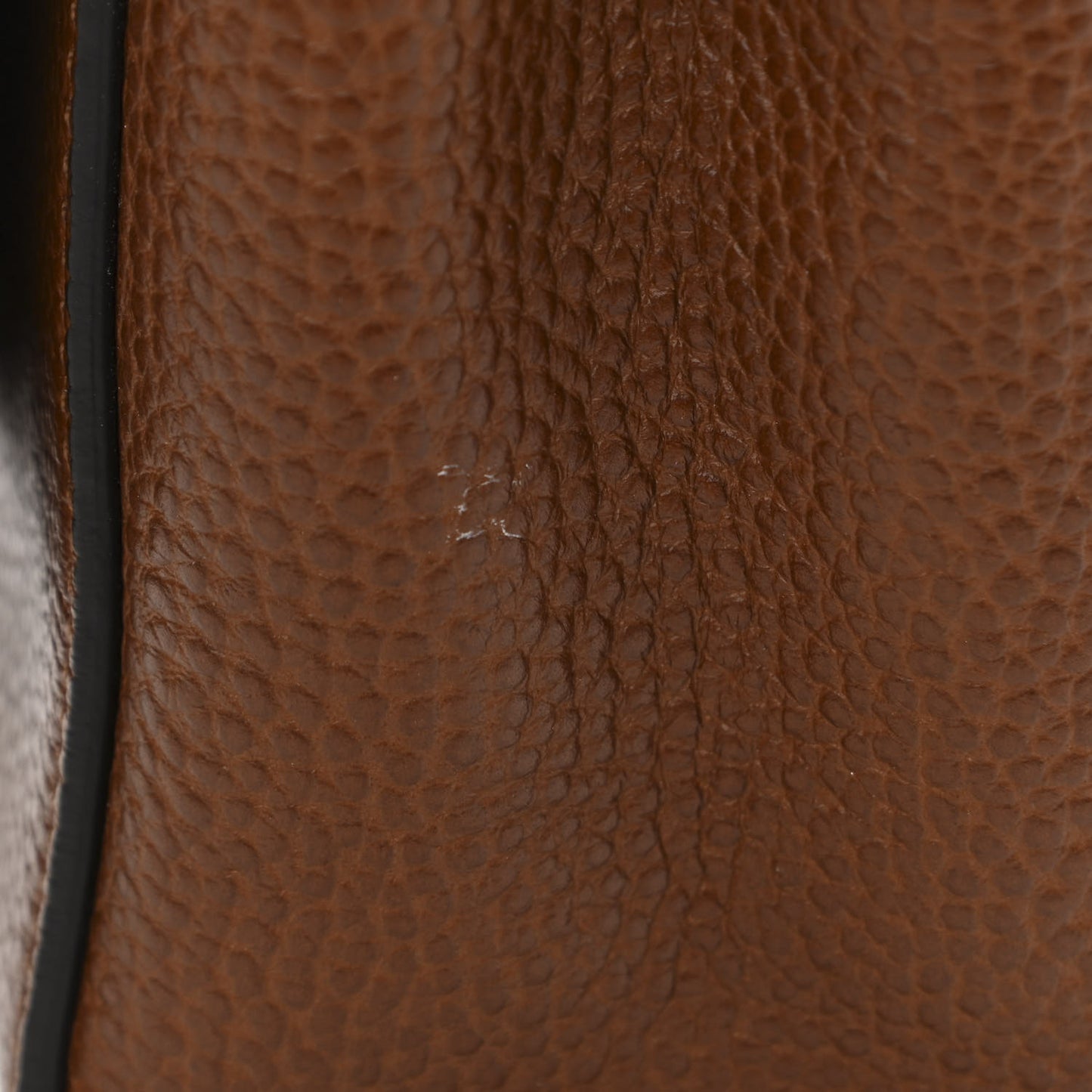 Small Classic Grain Calfskin Medium Lily Flap Oak