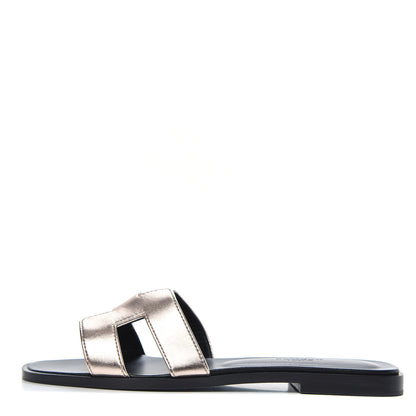 Hermes Metallic Nappa Oran Sandals 36.5 Or Vieilli 1 of 9