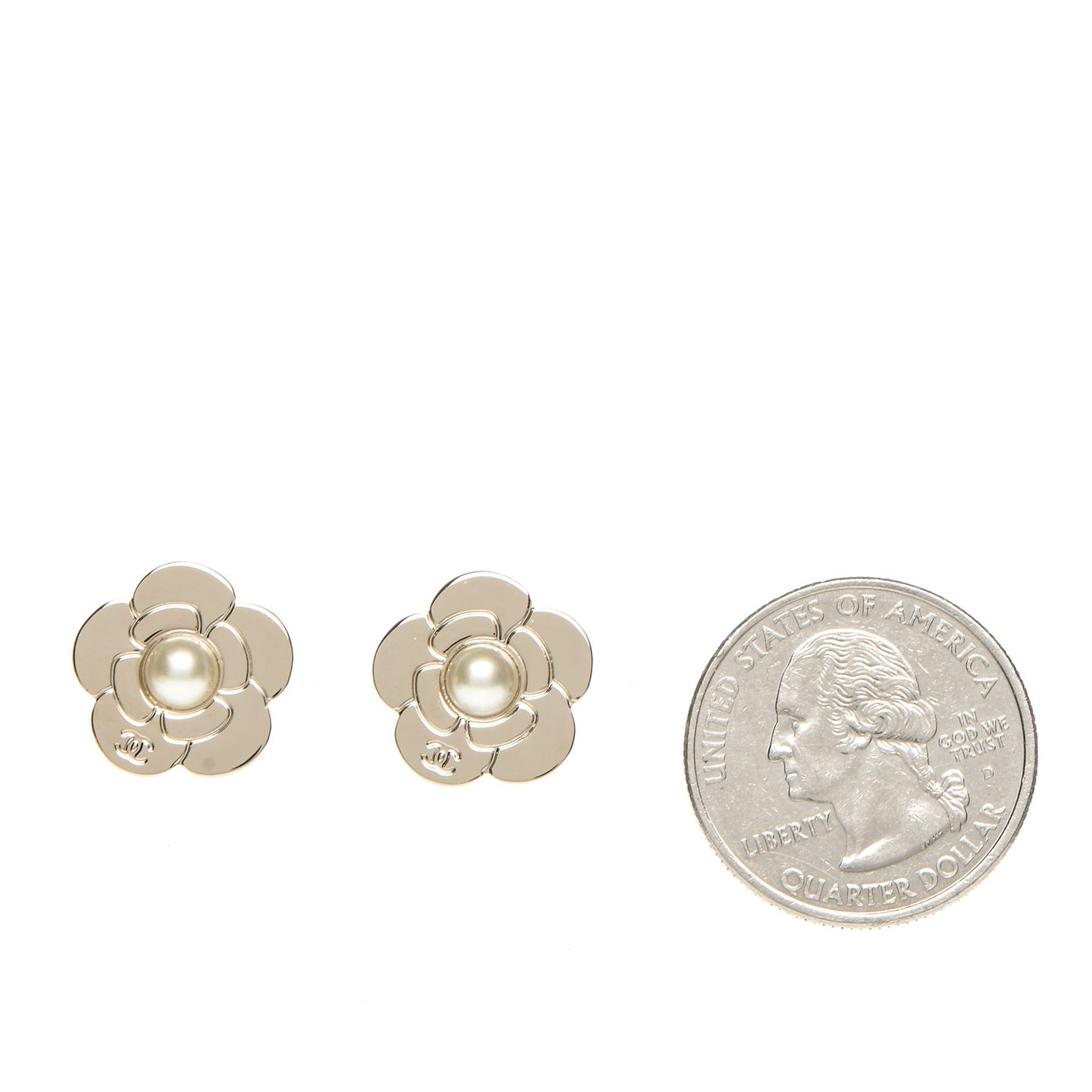 Pearl CC Camellia Earrings Gold