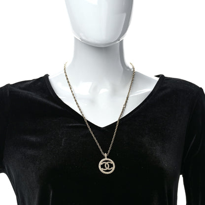Chanel Pearl CC Round Pendant Necklace Gold 2 of 5