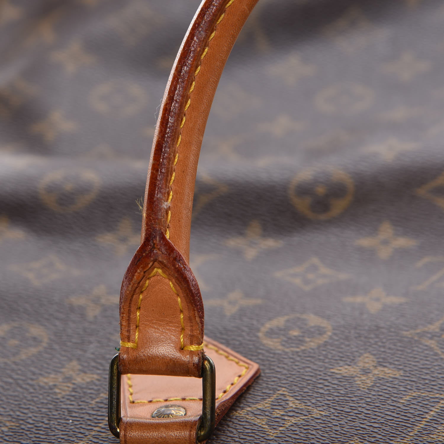 Louis Vuitton Monogram Sac Plat 12 of 18
