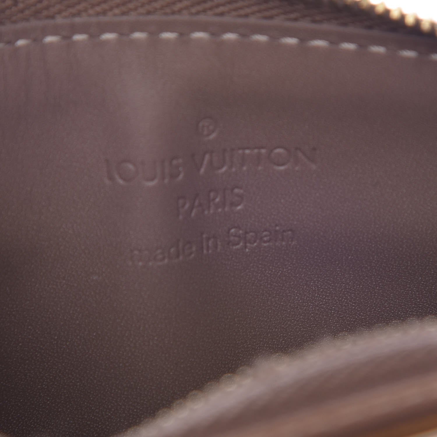 Louis Vuitton Vernis Key Pouch Beige Poudre 6 of 8