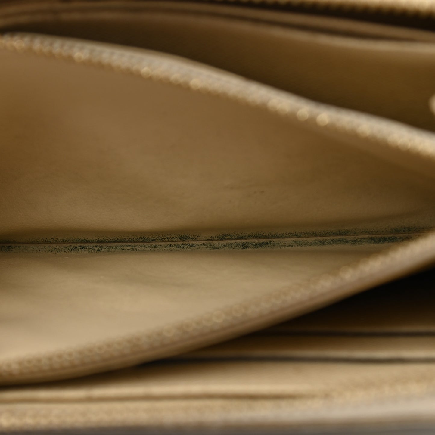 Damier Azur Zippy Wallet