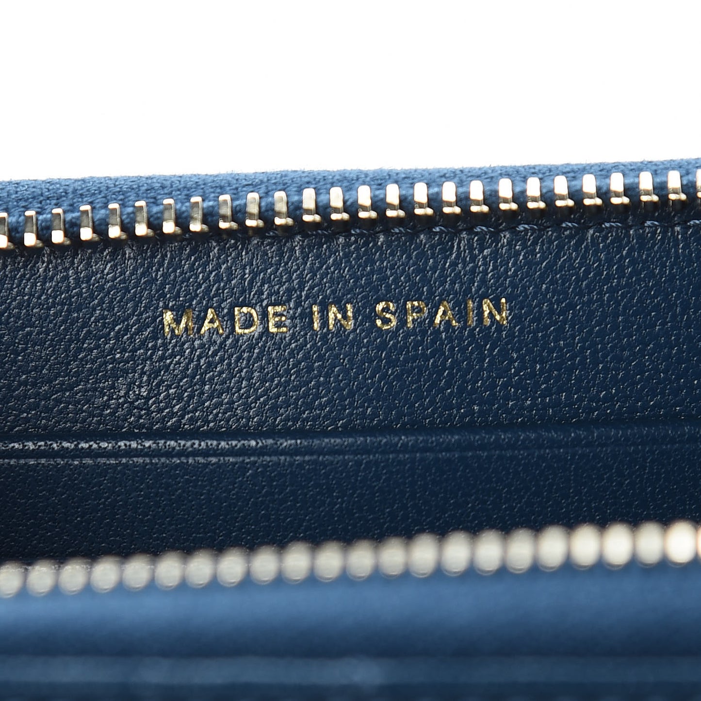 Lambskin Quilted 19 Small Zip Around Wallet Blue