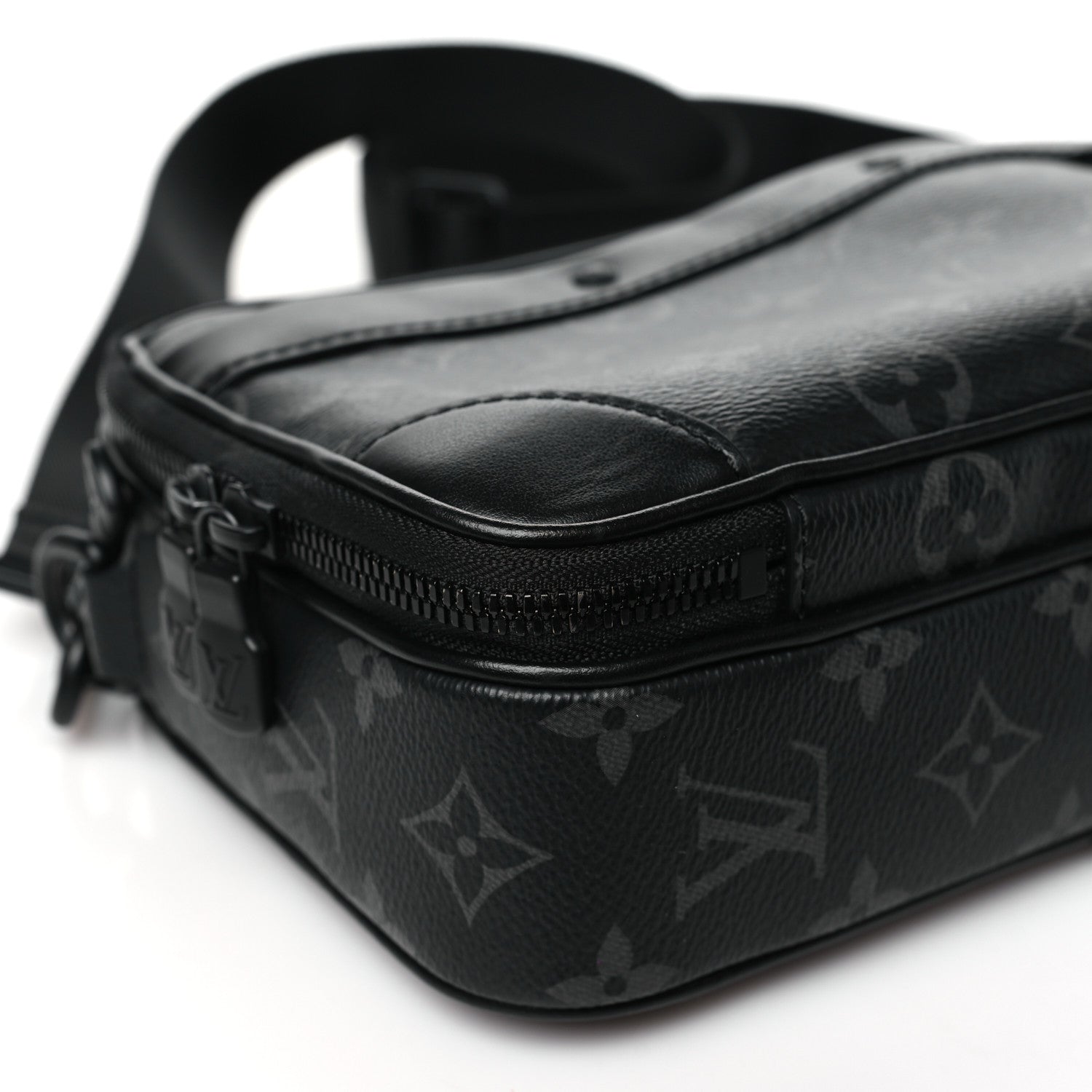 Louis Vuitton Monogram Eclipse Alpha Messenger 8 of 9