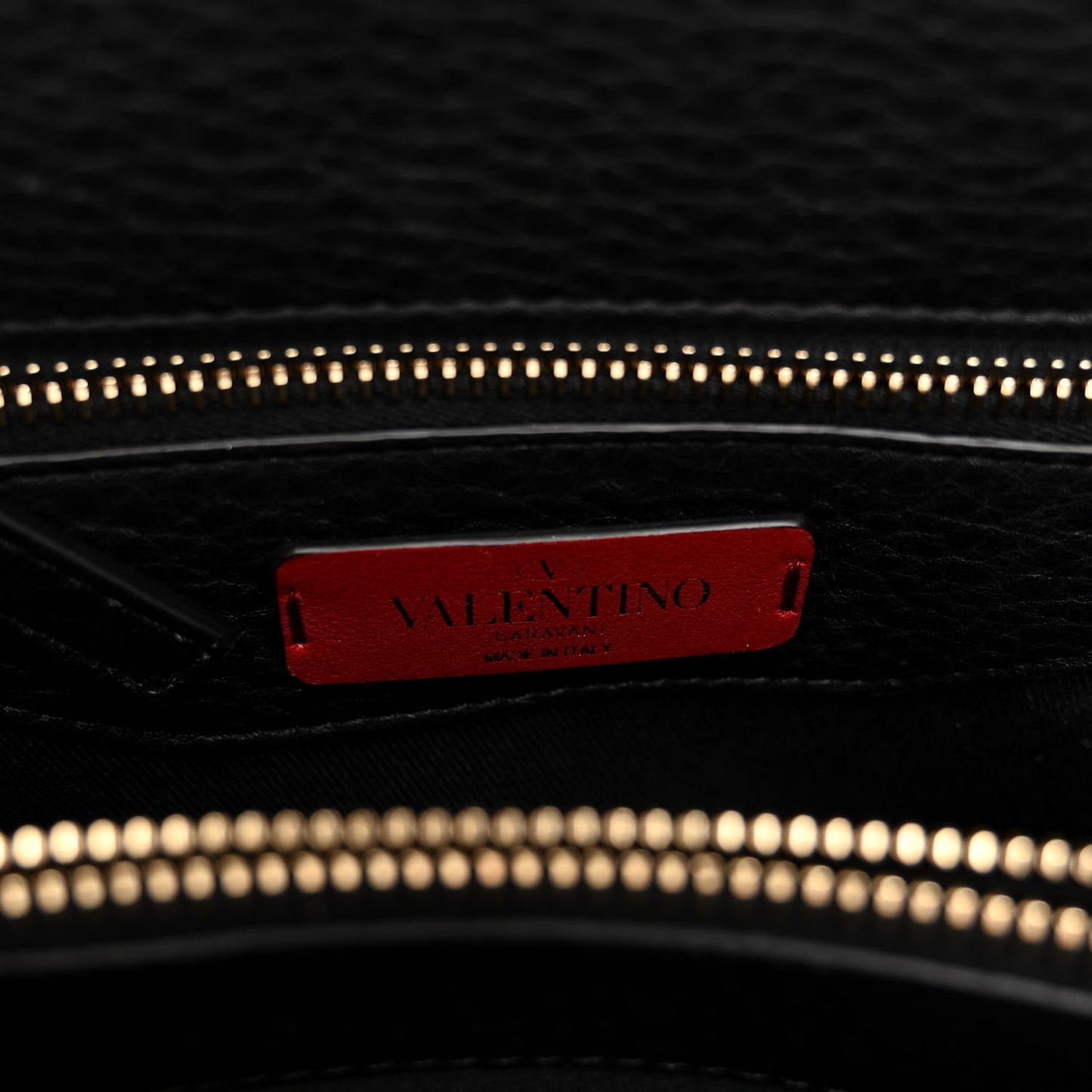 VALENTINO GARAVANI Grained Calfskin Rockstud Flip Lock Tote Black
