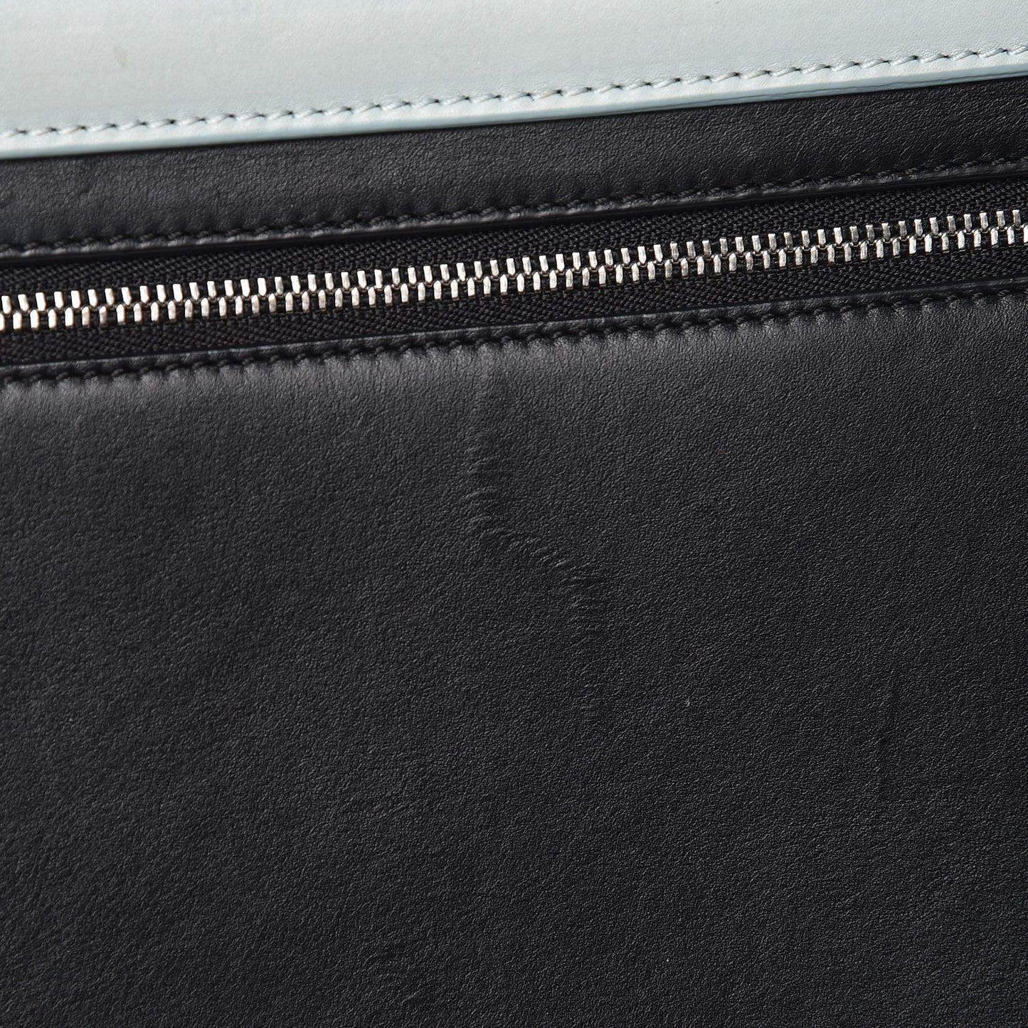 Smooth Calfskin Medium Tri-Color Trapeze