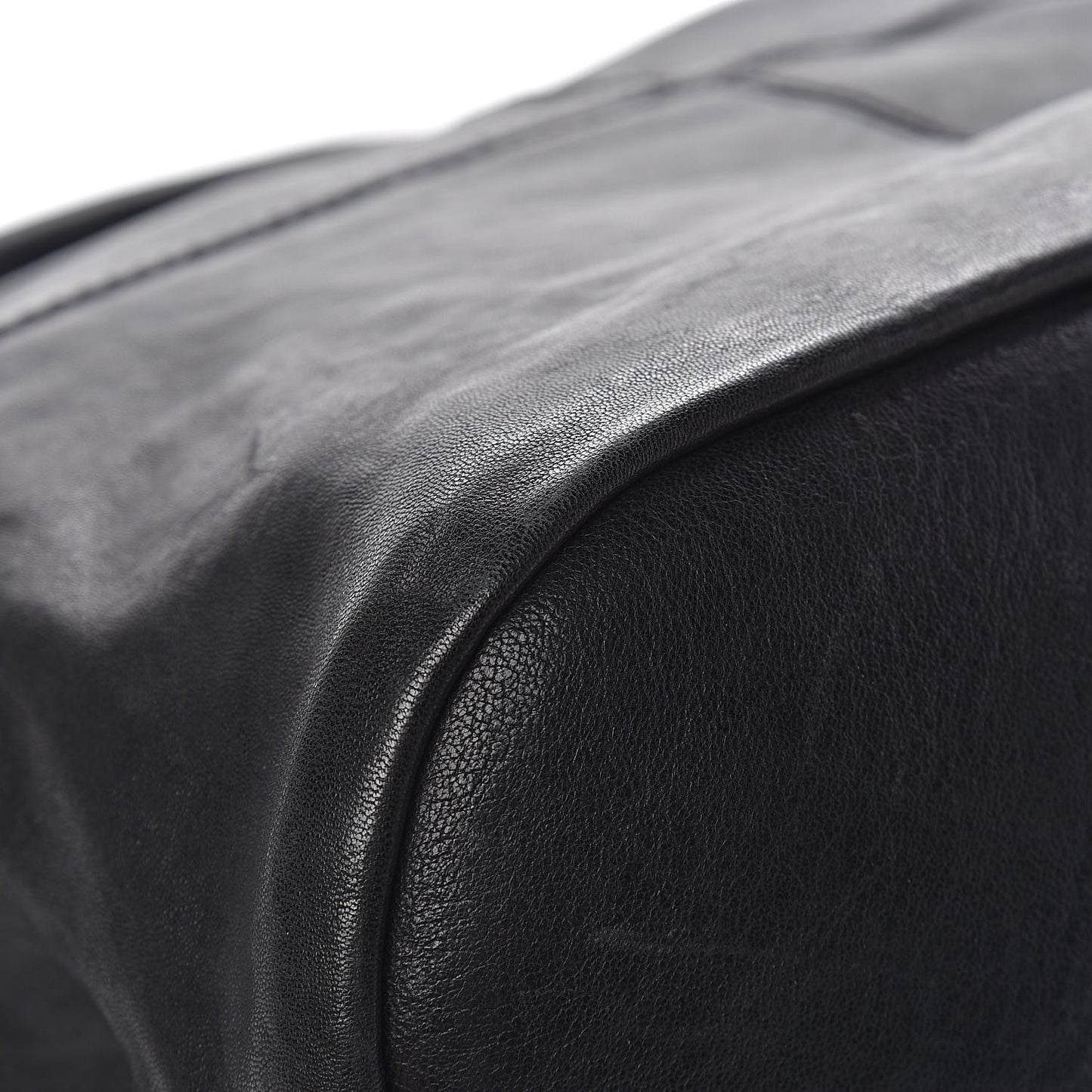 Lambskin Medium Nightingale Black