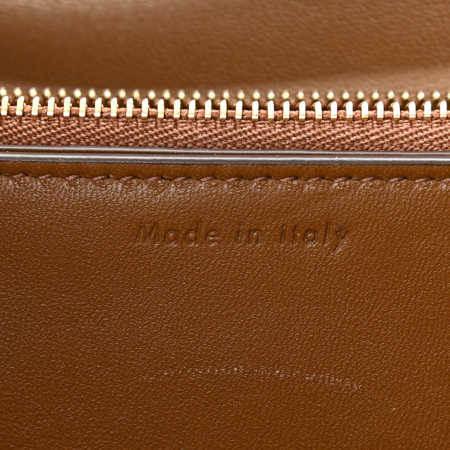 Box Calfskin Medium Classic Box Flap Bag Camel