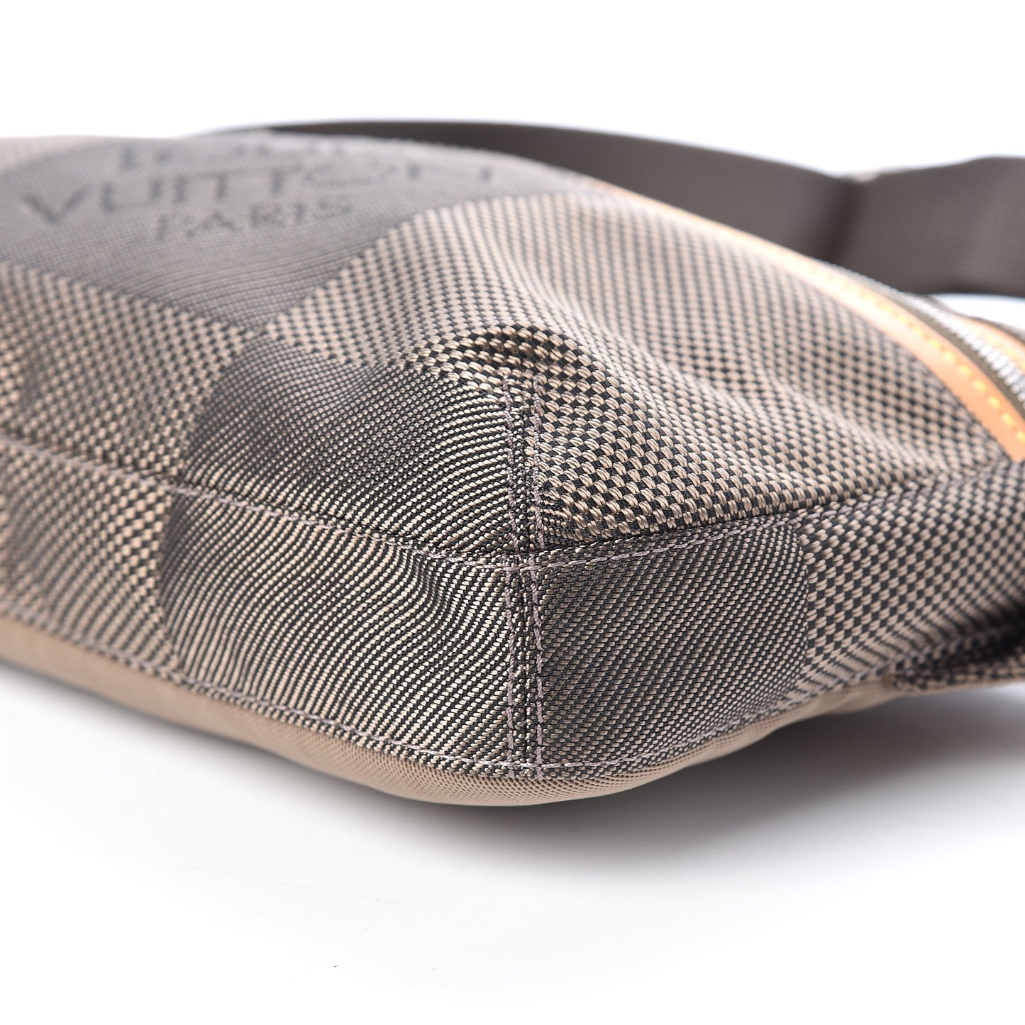Damier Geant Archer Terre
