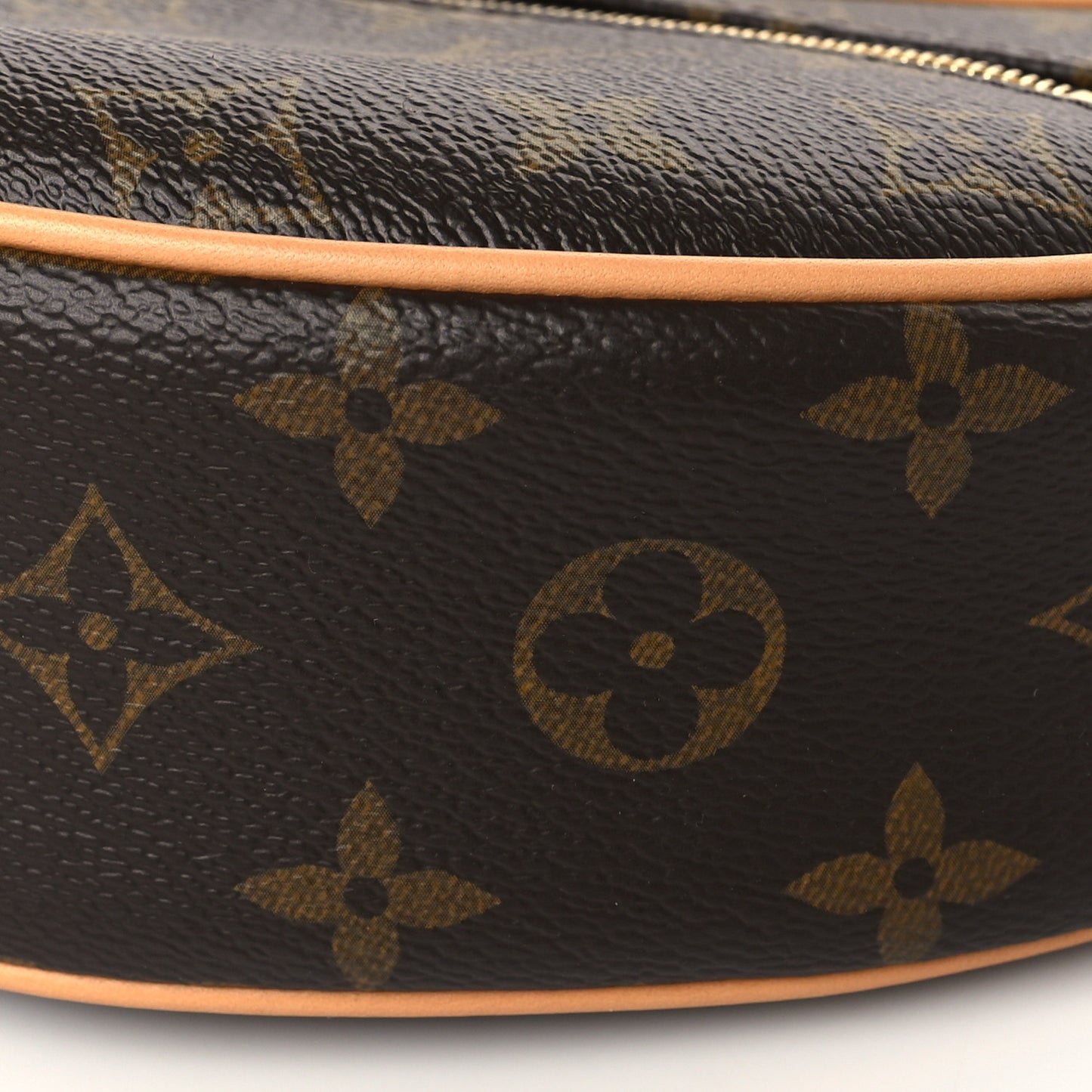 Monogram Loop