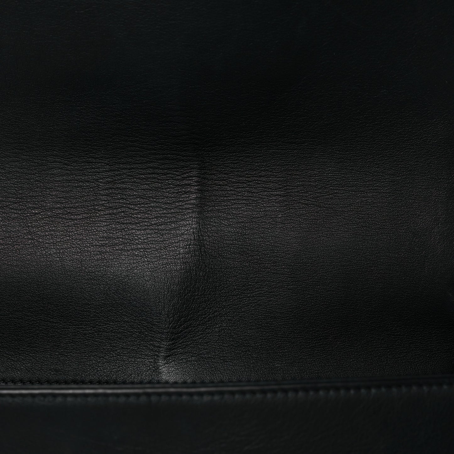 Lambskin Chevron Quilted Medium Boy Flap Black