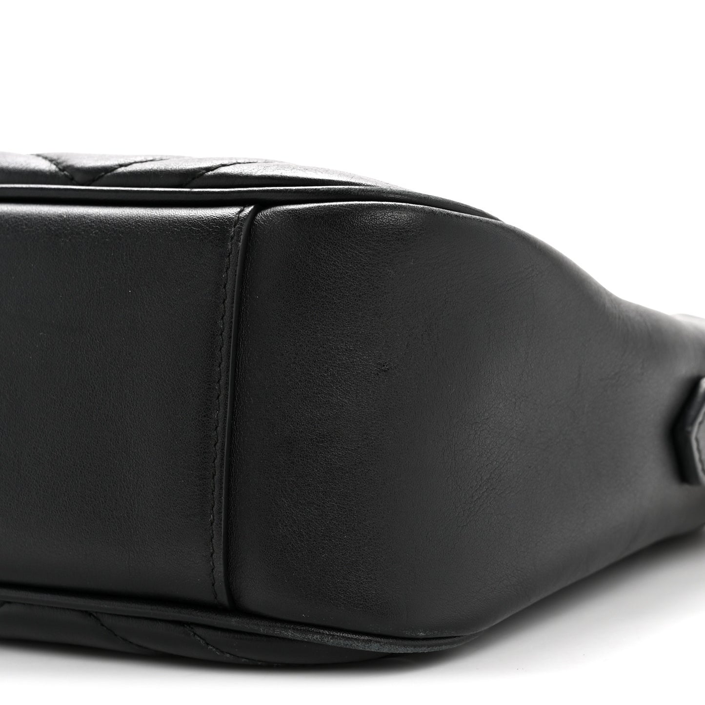 Calfskin Matelasse Medium GG Marmont Chain Shoulder Bag Black
