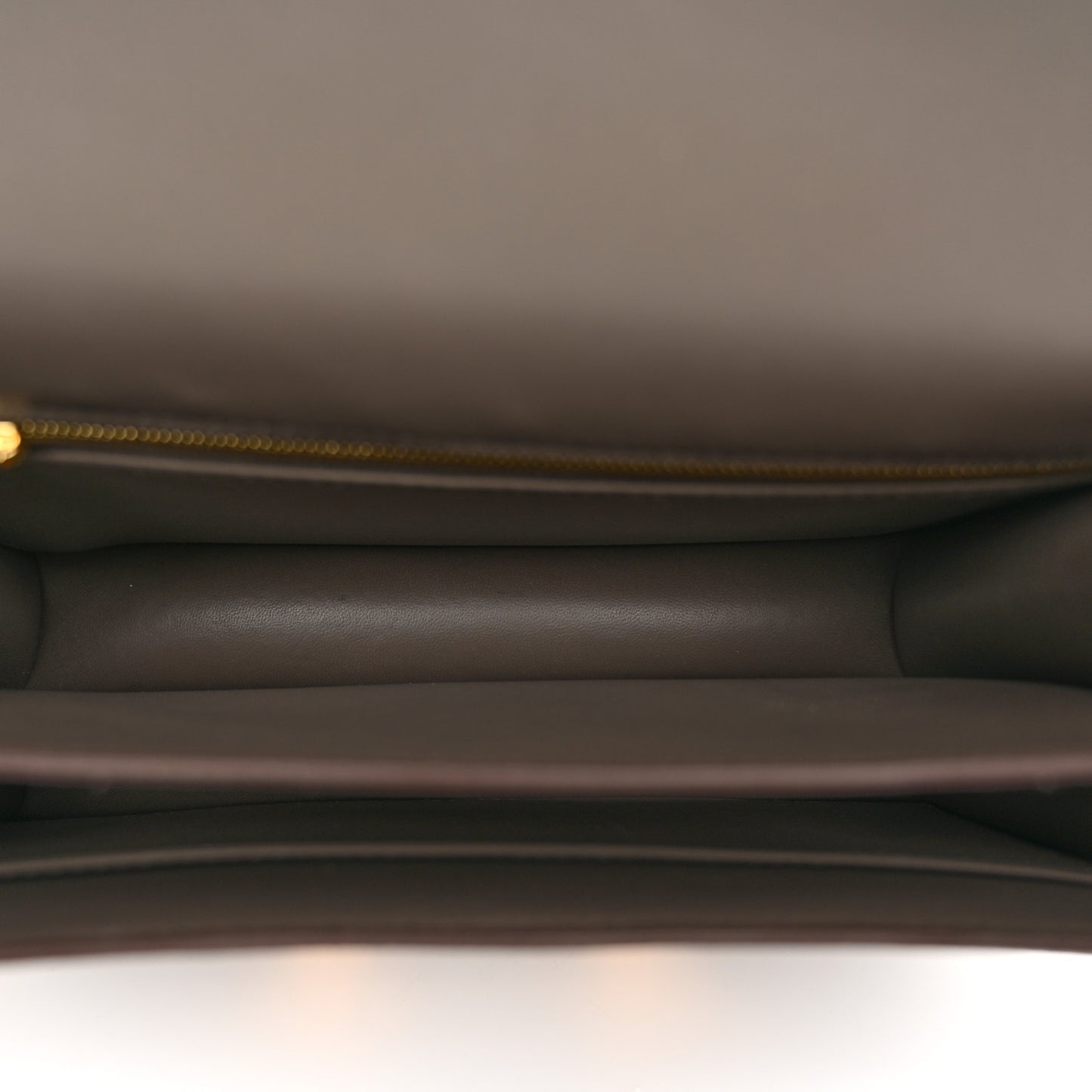 Epsom Constance 24 Etain