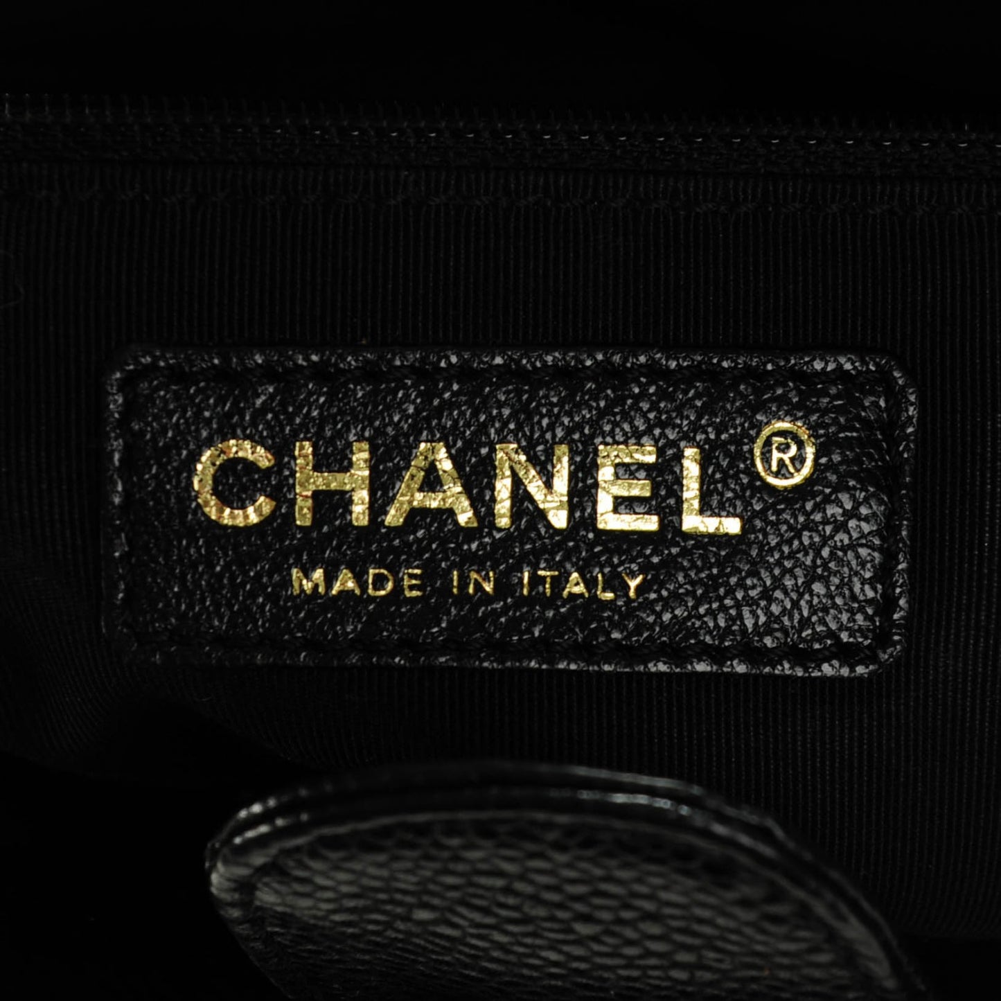 Caviar Petit Shopping Tote PST Black