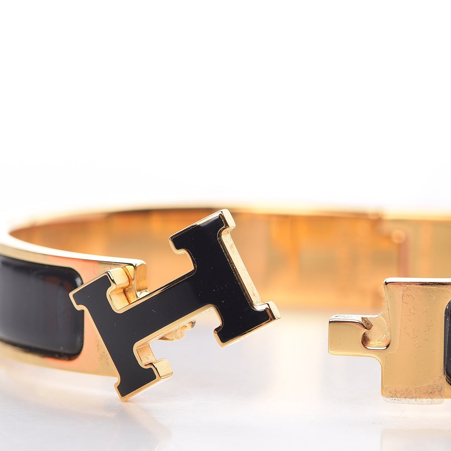Enamel Narrow Clic Clac H Bracelet GM Black