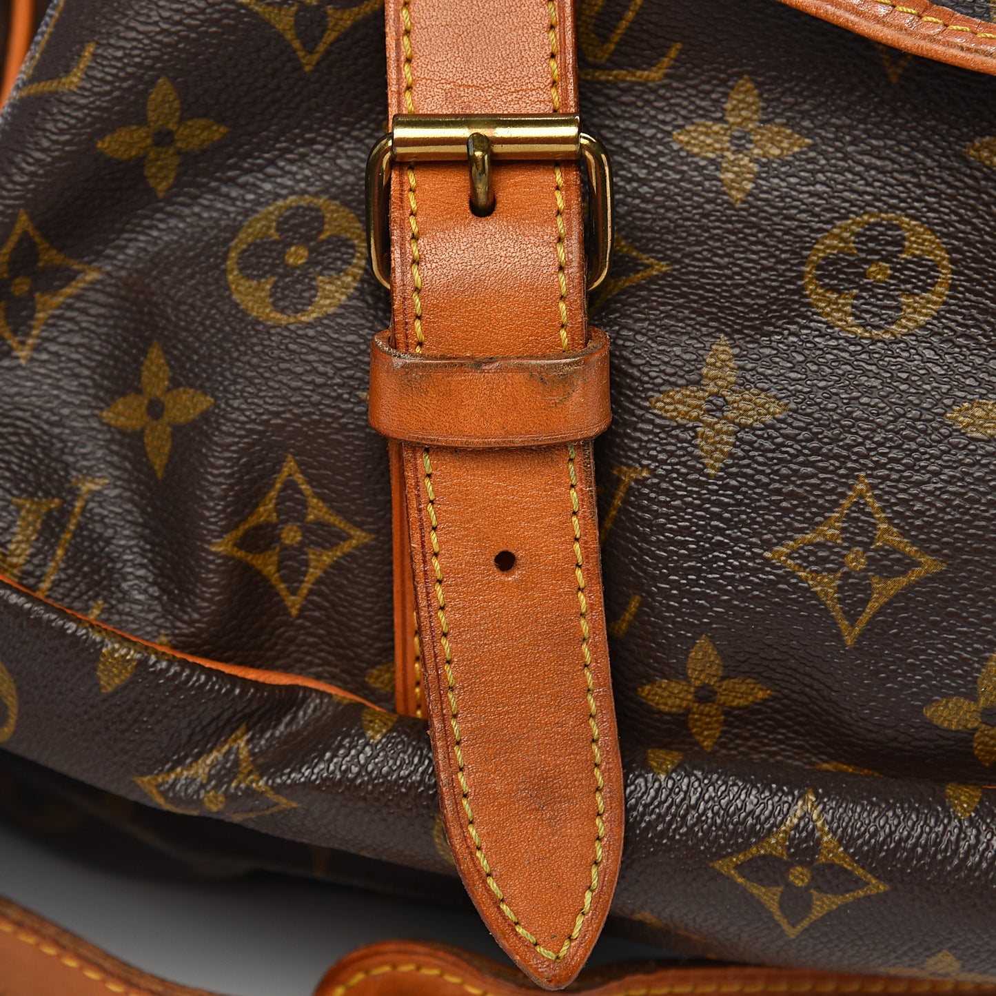 Monogram Saumur 43