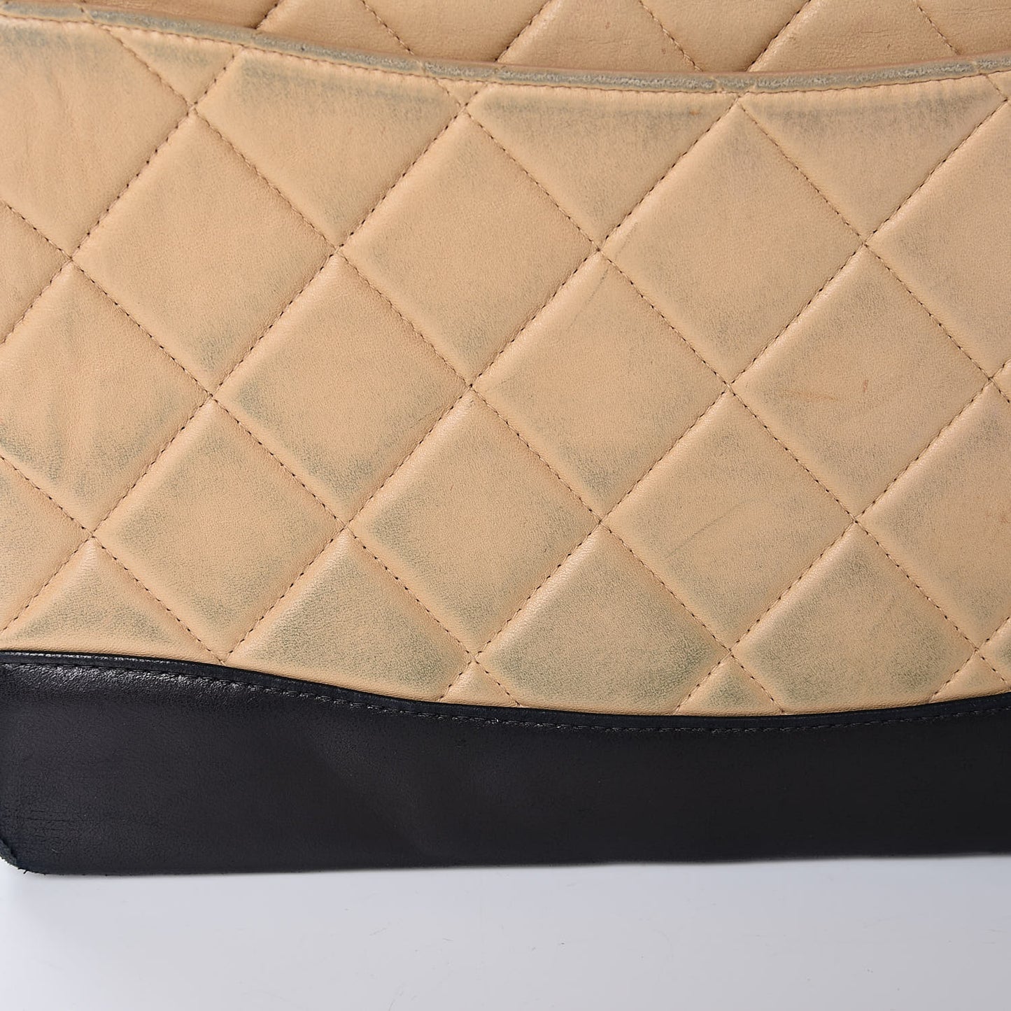 Lambskin Quilted Medium Single Flap Beige Black