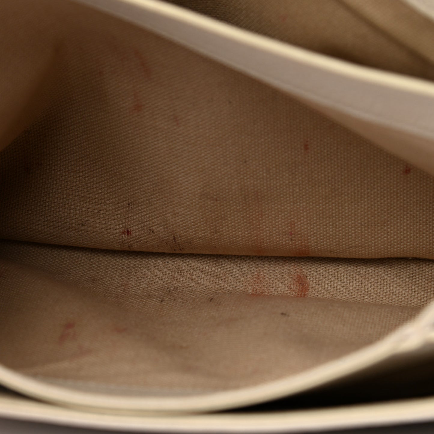 Sugar Goatskin Medium Antigona Envelope Clutch Ivory