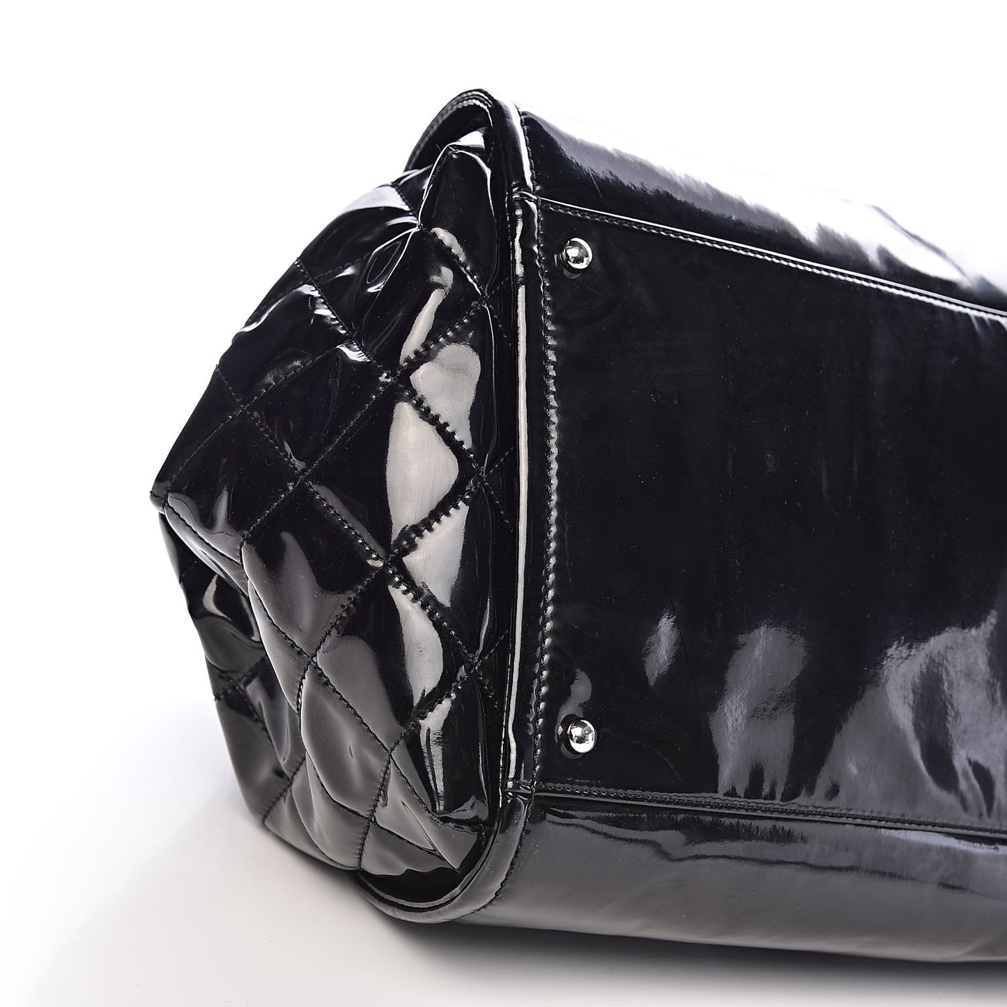 Vinyl Lipstick Ligne Accordion Tote Black
