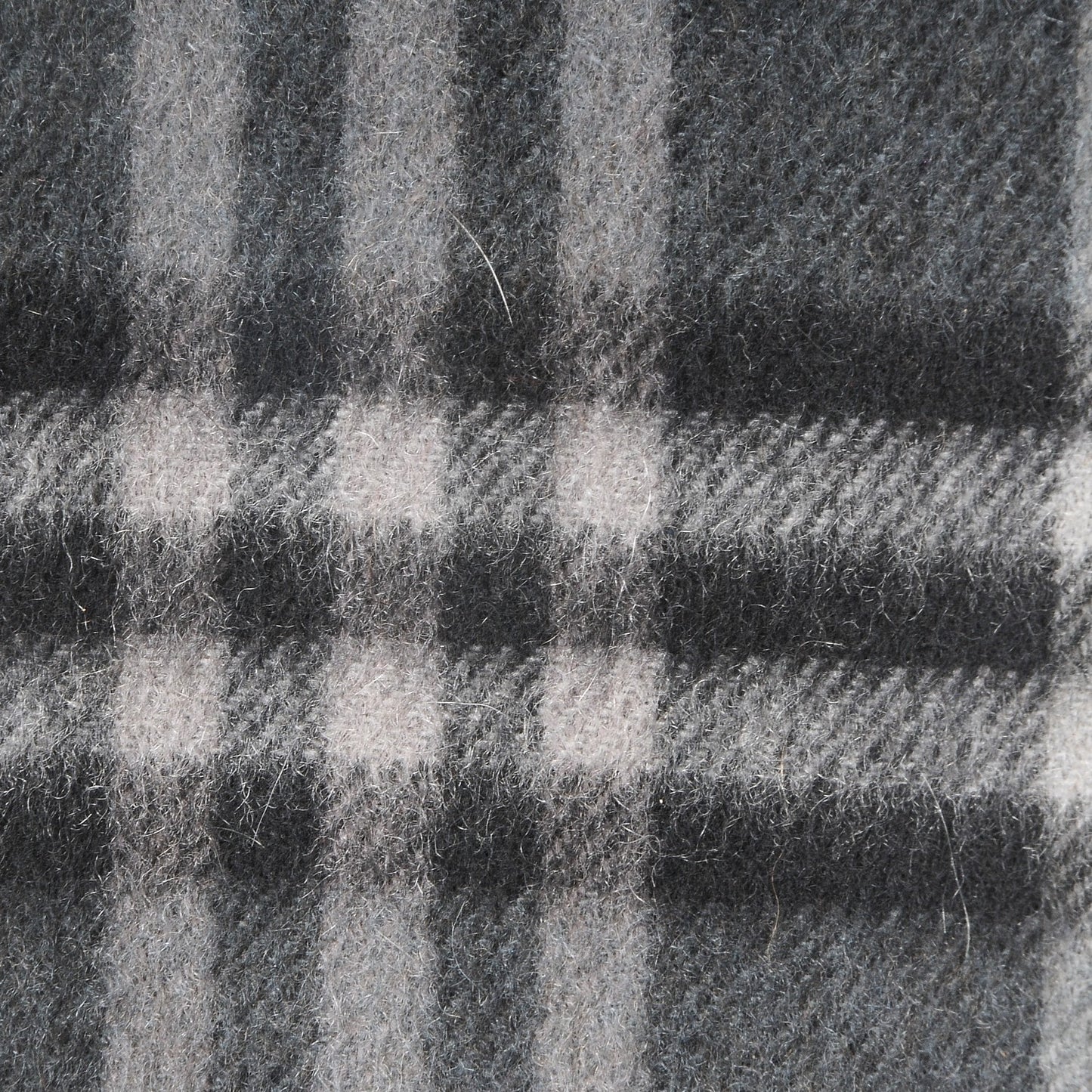 Cashmere Icon Check Fringe Scarf Dark Charcoal
